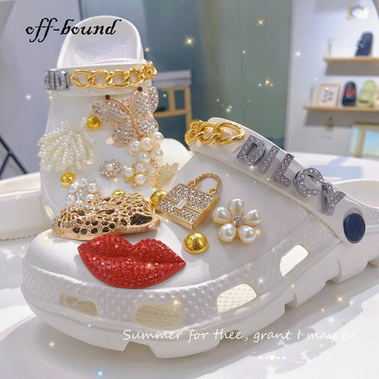 Designer Summer Women Shoes Garden Shoes Beach Sandals Chain Charms Sweet Sandals Platform Slippers Casual Shoes For Female